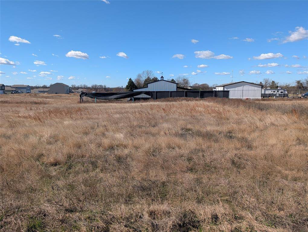 Mabank, TX 74147,276 Victory Drive