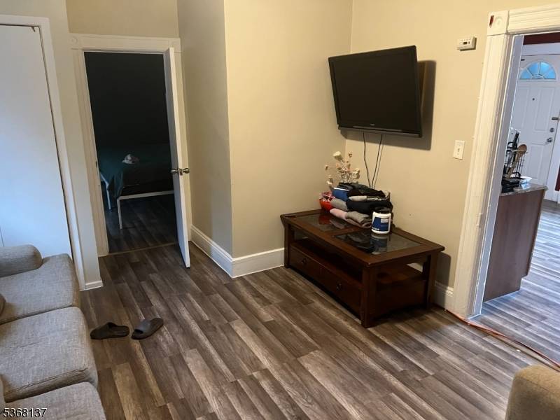 Paterson City, NJ 07503,21-PT23 Chadwick St