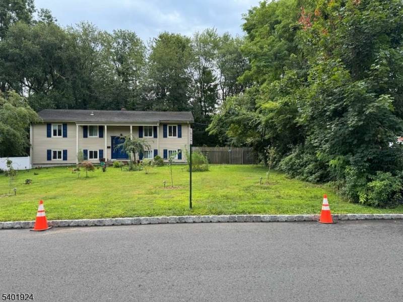 East Hanover Twp., NJ 07936,31 Green Dr