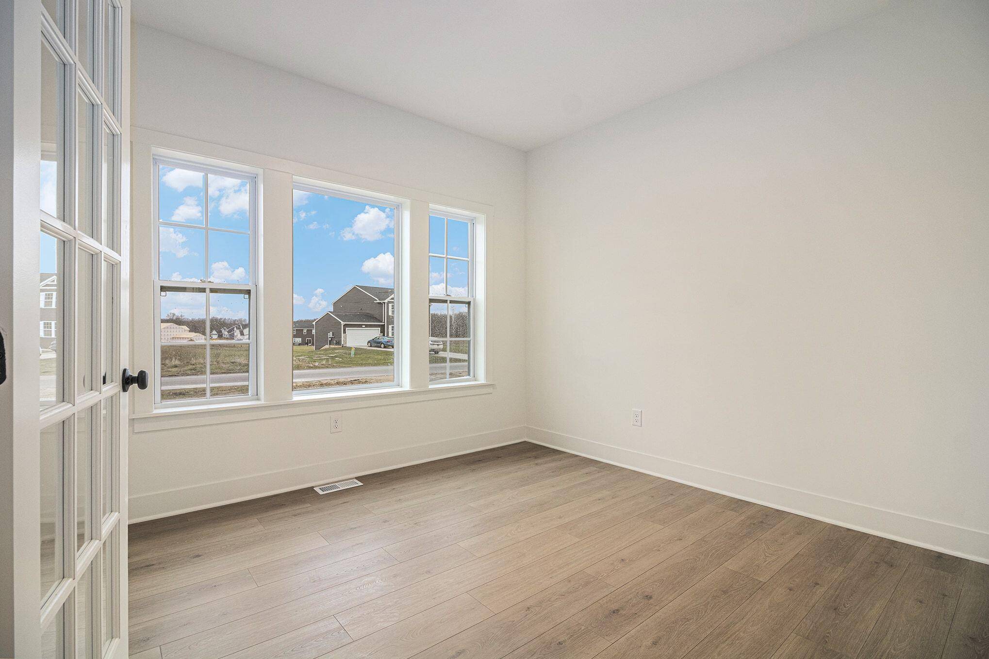 Alto, MI 49302,7946 Snow View DR SE