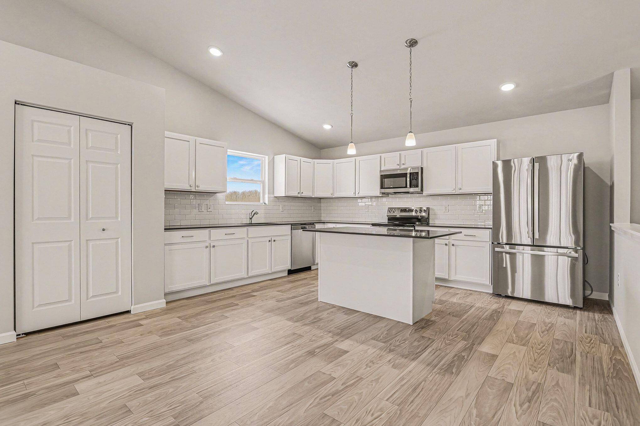 Bridgman, MI 49106,4043 Sugarsand LN