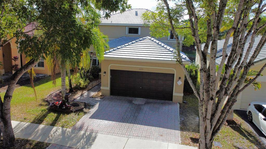 Weston, FL 33331,4375 Foxtail Ln