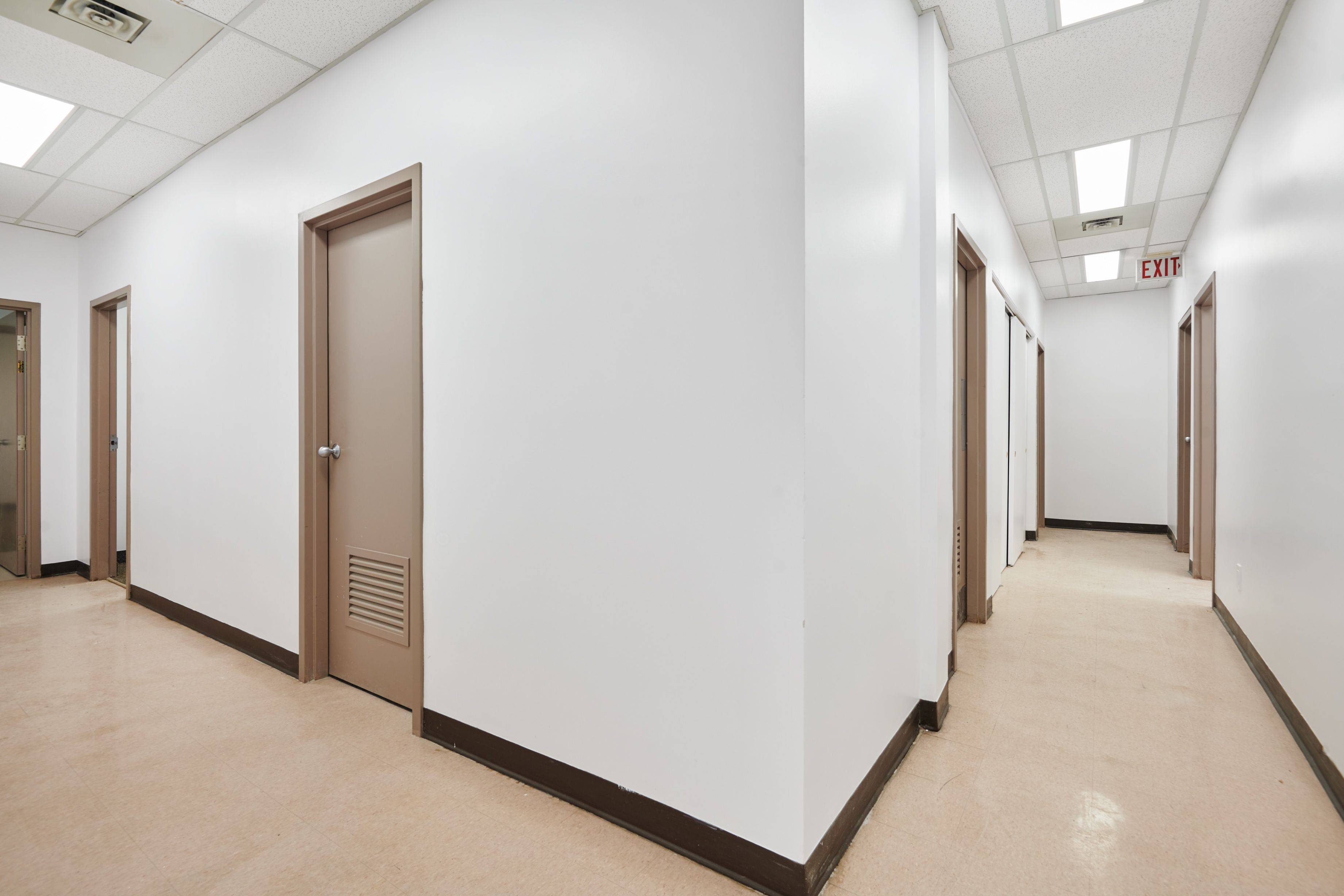 Cornwall, ON K6J 1G3,41 Second ST W #Office Unit 8