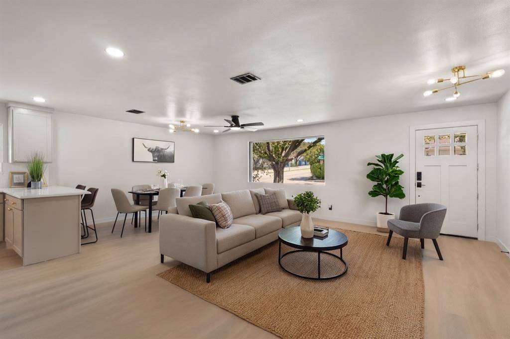 Dallas, TX 75228,2305 Fenestra Drive