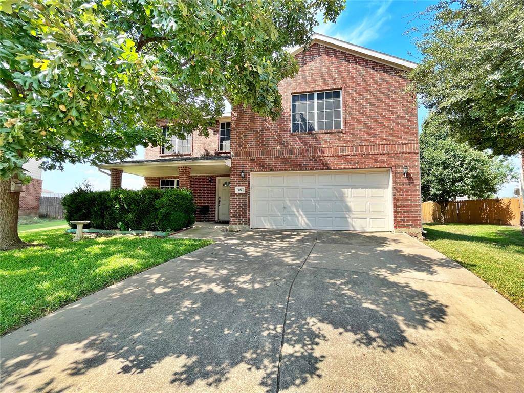 Saginaw, TX 76131,924 Rock Dove Circle