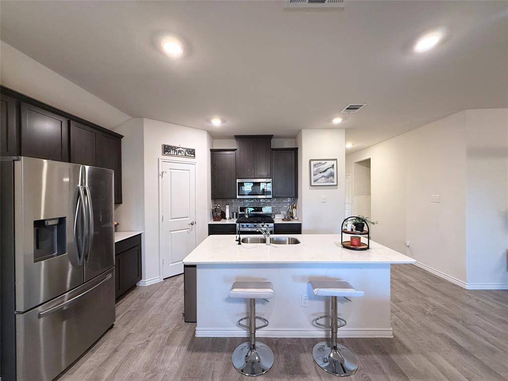 Aubrey, TX 76227,11008 Summer Rain Boulevard