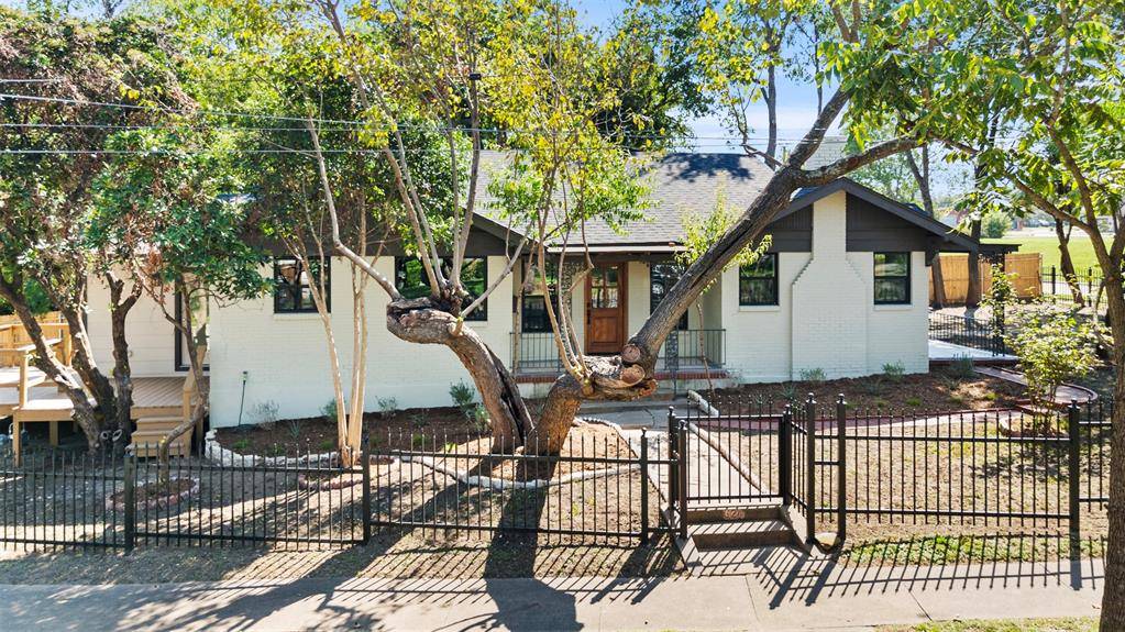 Dallas, TX 75208,624 N Vernon Avenue