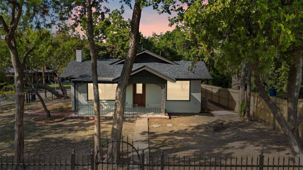 Dallas, TX 75208,624 N Vernon Avenue