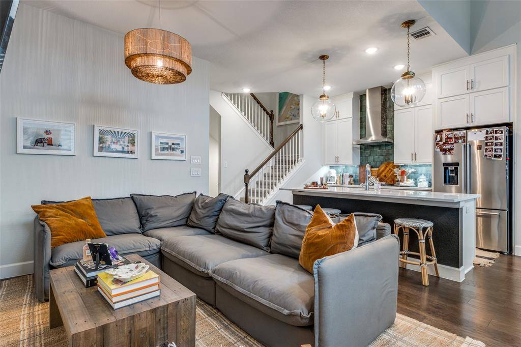 Dallas, TX 75209,5168 Brickellia Drive