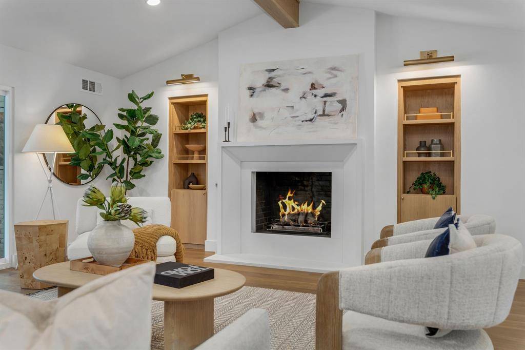 Dallas, TX 75244,4341 Boca Bay Drive