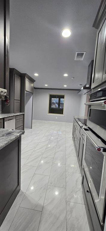 Grand Prairie, TX 75052,509 Royal Valley Road