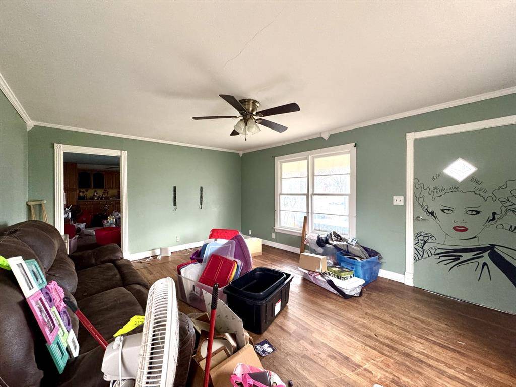 Crowley, TX 76036,613 W Main Street