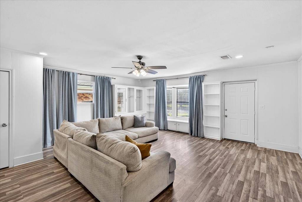 Kaufman, TX 75142,1407 Royal Drive