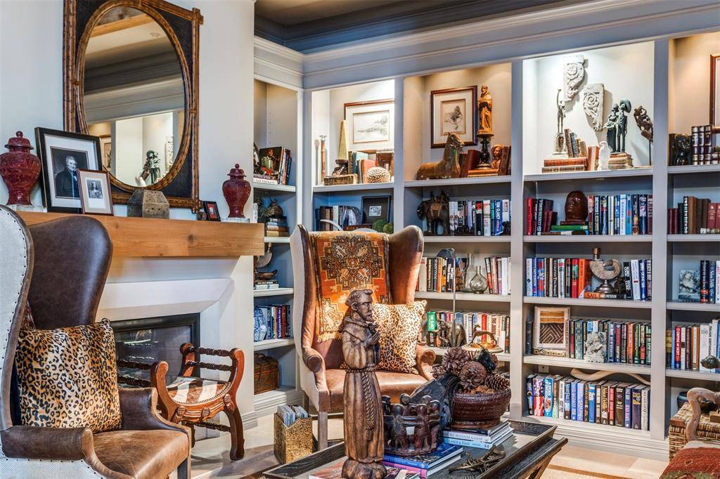 Dallas, TX 75219,2828 Hood Street #403