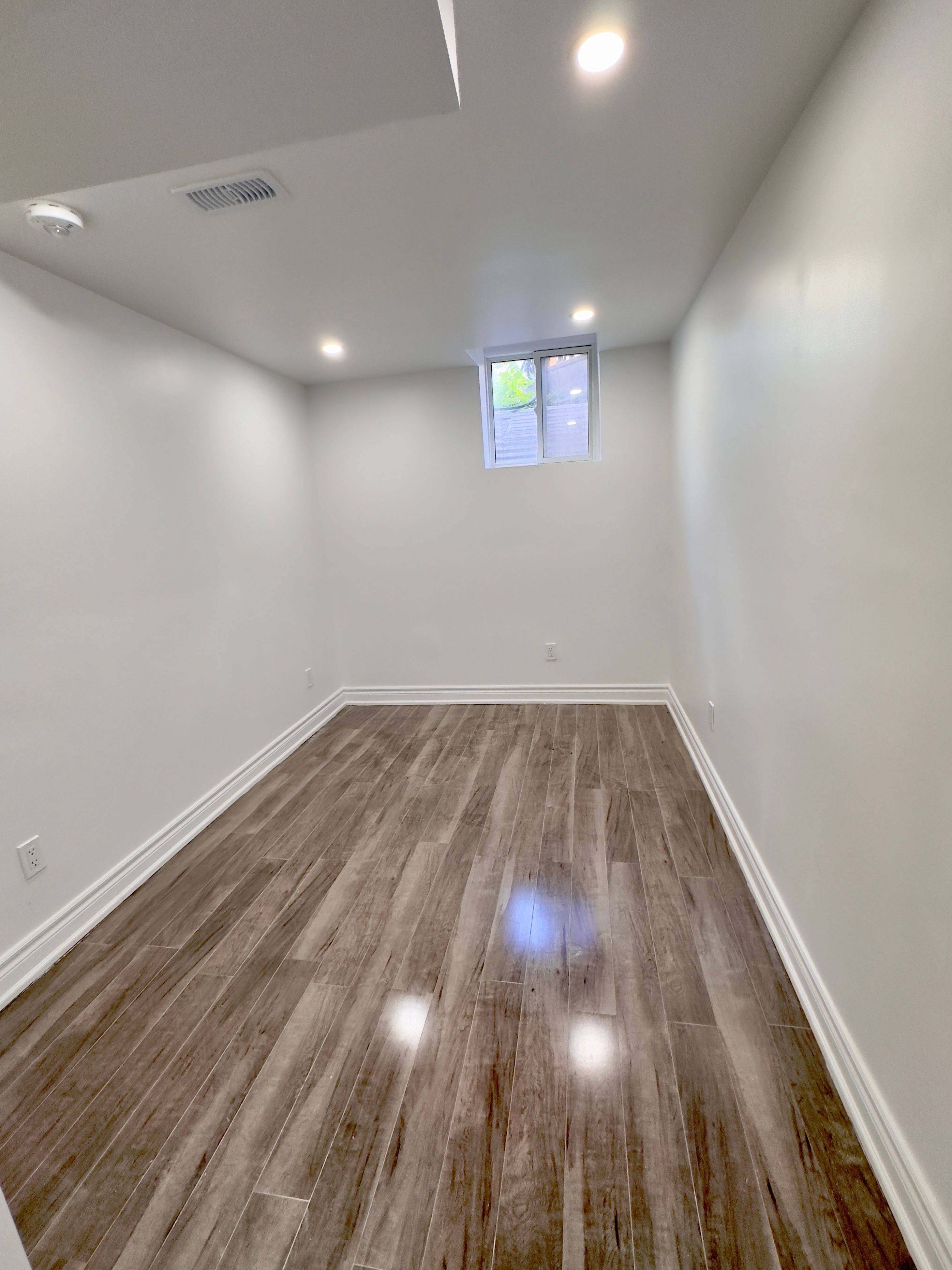 Whitby, ON L1P 1S3,62 Telegraph DR