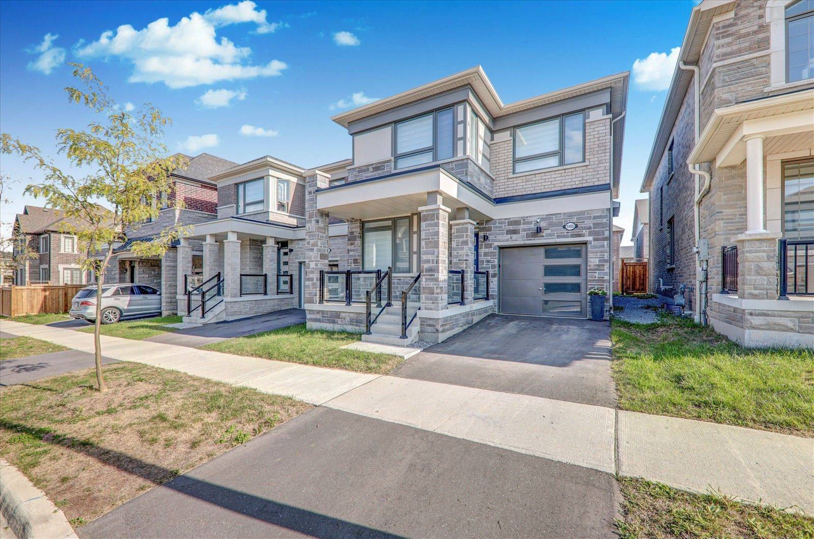 Pickering, ON L1X 0N2,1405 Longspur TRL