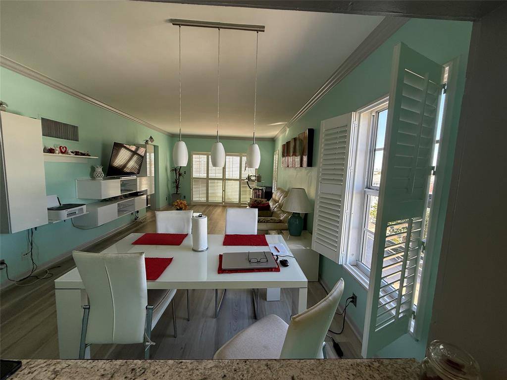 Lauderdale By The Sea, FL 33308,4117 N Bougainvilla Dr #415