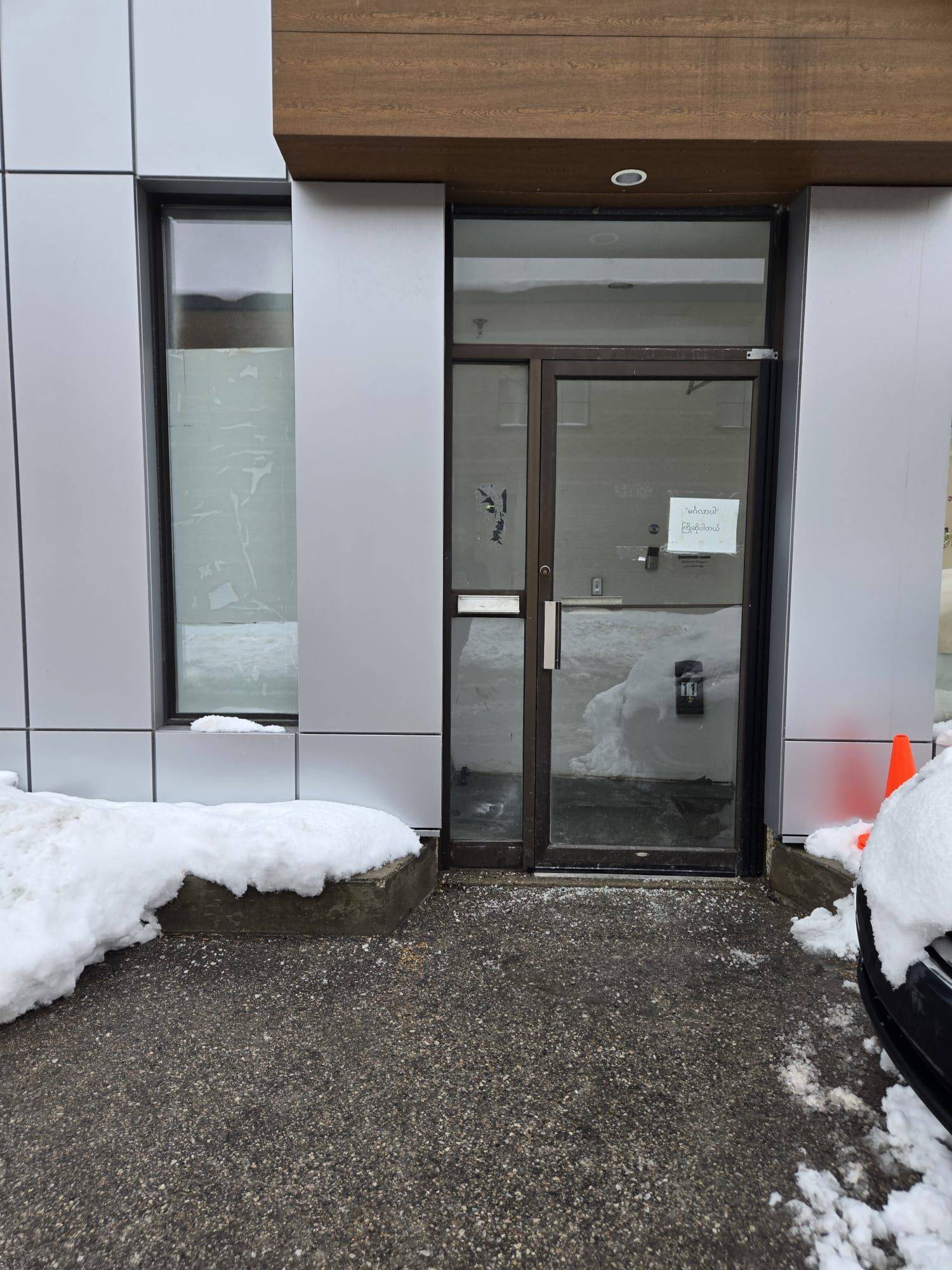 Toronto W05, ON M3N 1X3,120 Norfinch DR #12