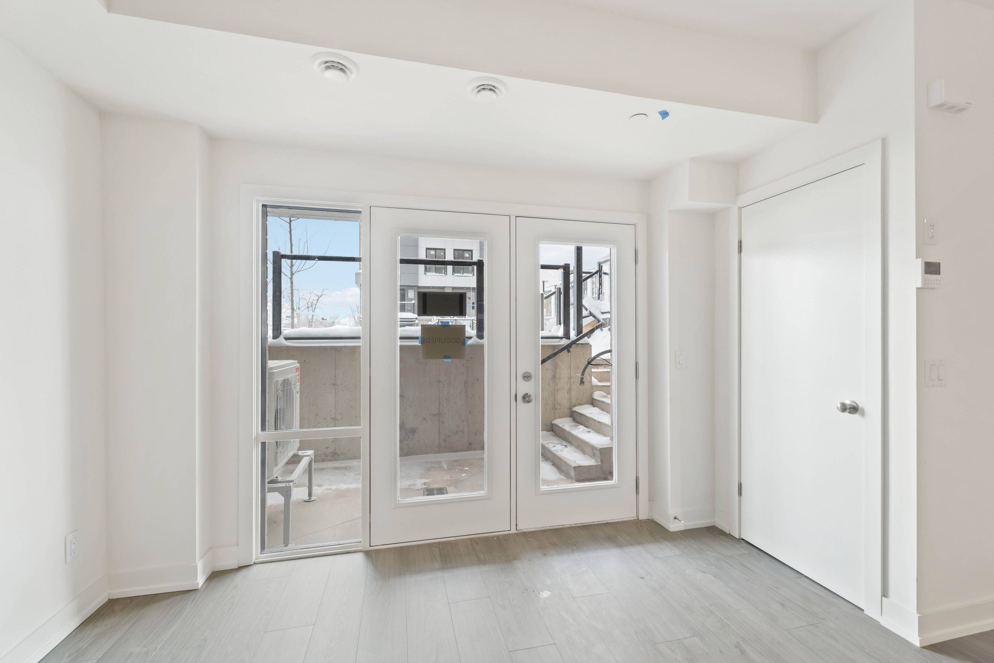 St. Catharines, ON L2P 3J8,16 Melbourne AVE #106C