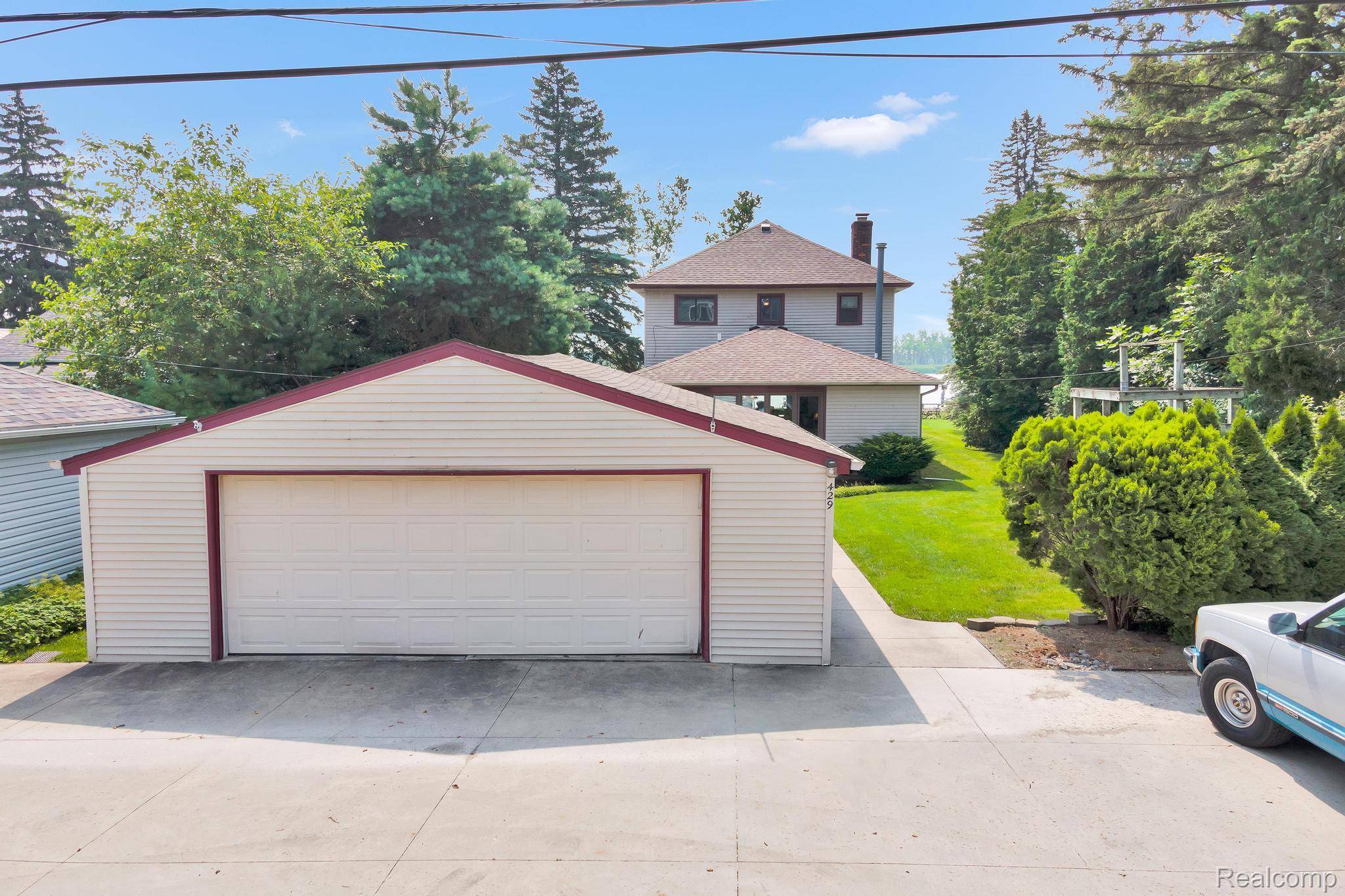 Algonac, MI 48001,429 Edgewater