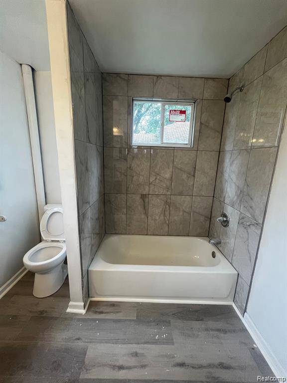 Monroe, MI 48162,3319 Lakeview ST