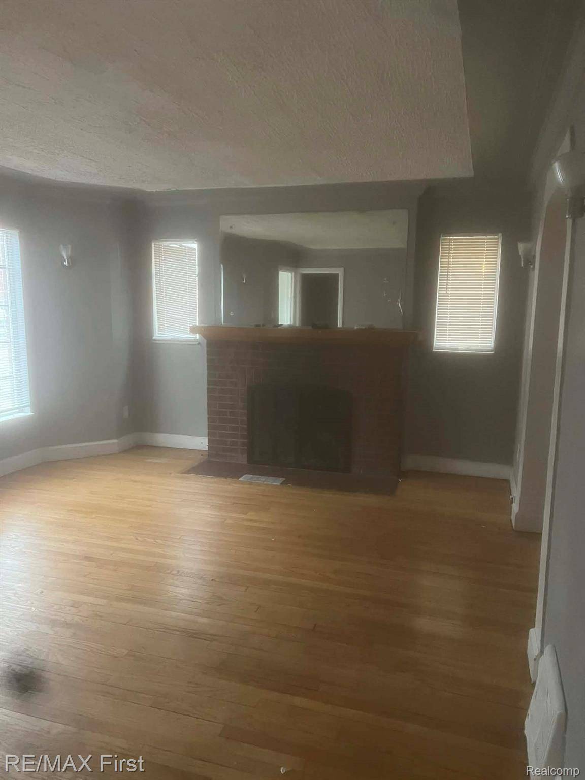 Detroit, MI 48227,14338 Lauder ST