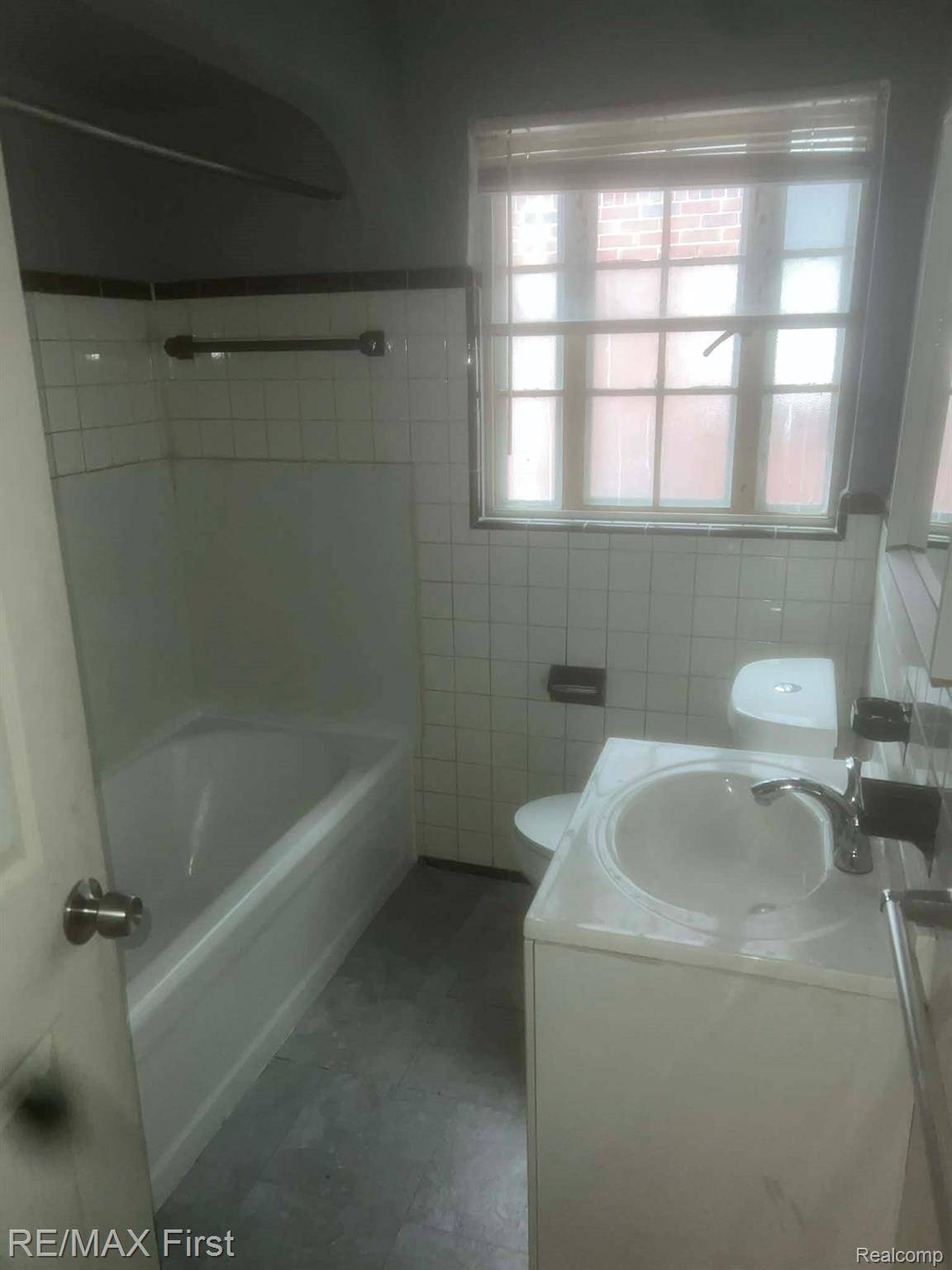 Detroit, MI 48227,14338 Lauder ST