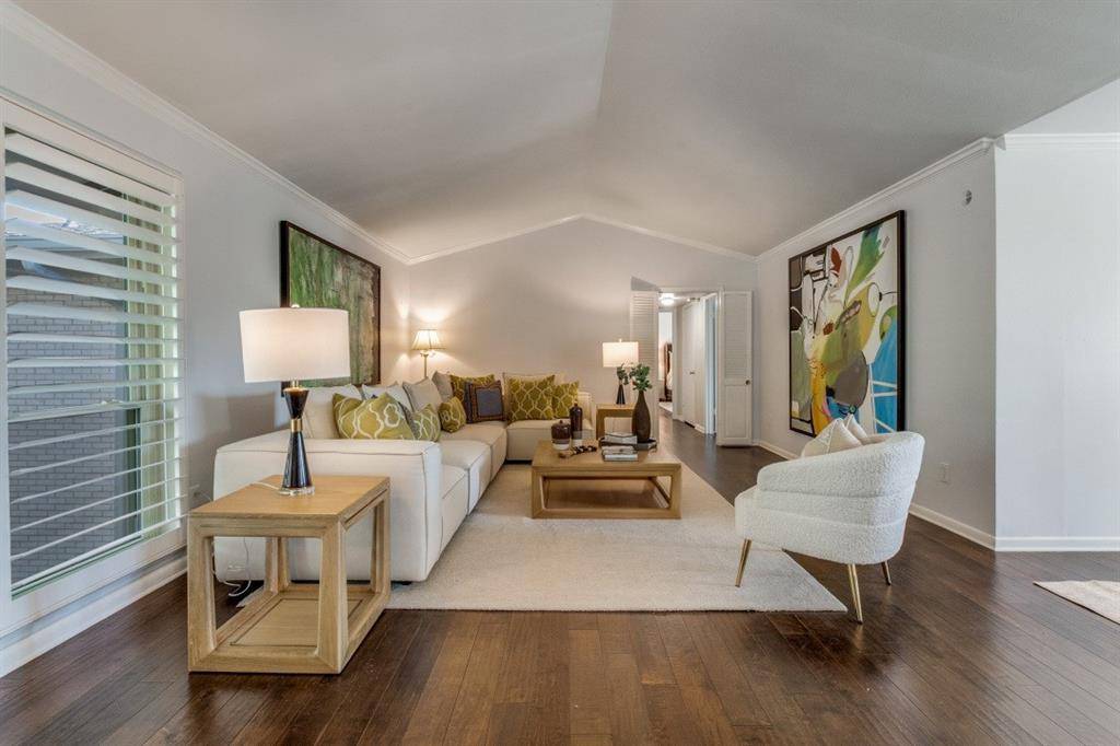 Dallas, TX 75225,6130 Bandera Avenue #C