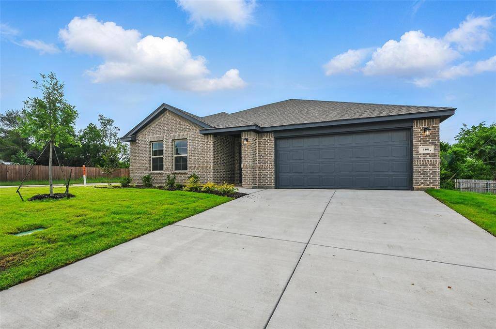 Cleburne, TX 76033,1401 Quail Creek Drive