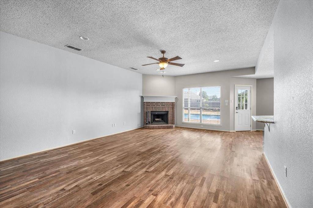 Granbury, TX 76049,815 Wandering Court