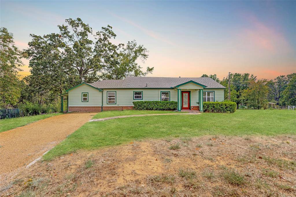 Denison, TX 75020,2700 W Washington Street