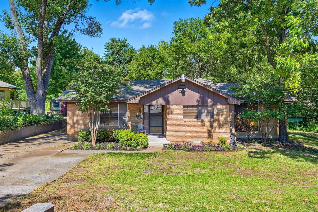 Grapevine, TX 76051,620 W College Street