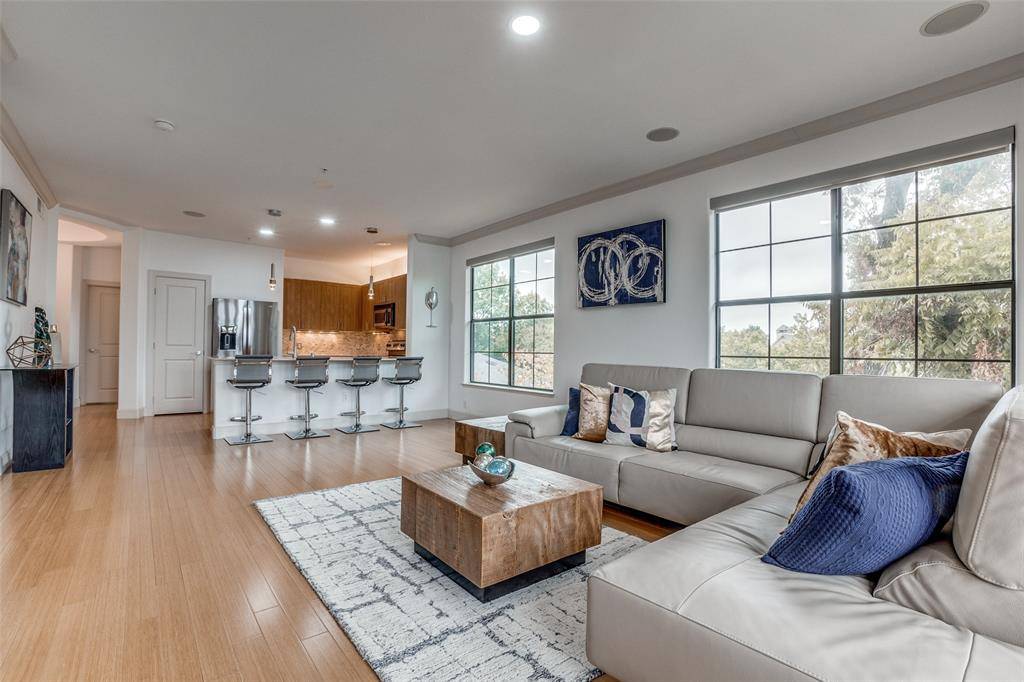 Dallas, TX 75219,3818 Holland Avenue #309