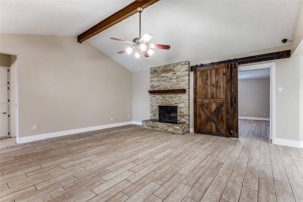 Watauga, TX 76148,5900 Oak Hill Road