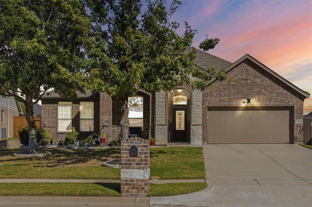 Saginaw, TX 76179,320 Little John Court