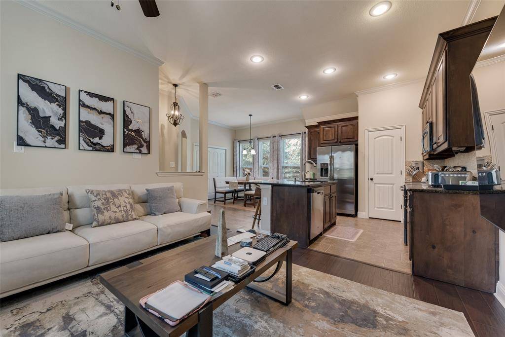 Grand Prairie, TX 75052,5007 Venecia Way