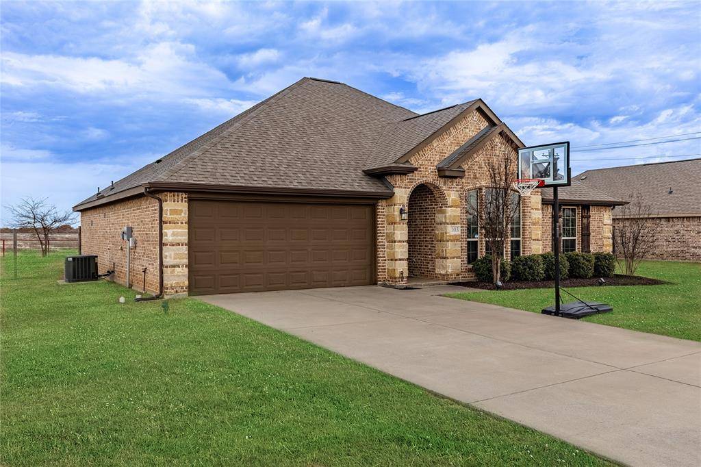 Bells, TX 75414,103 Pecos Street