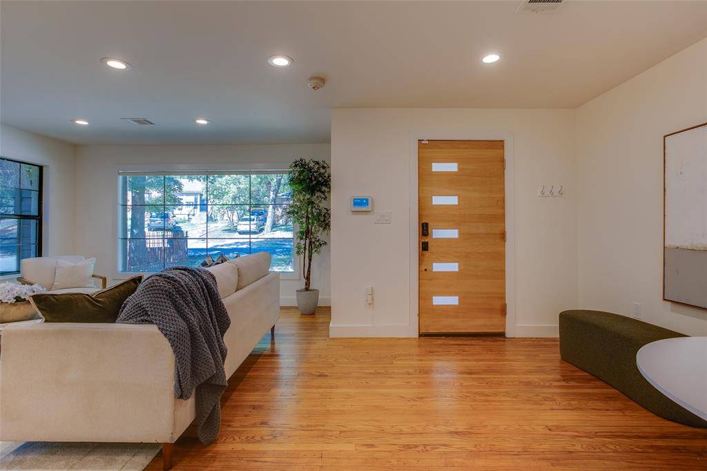 Dallas, TX 75216,1630 Ramsey Avenue