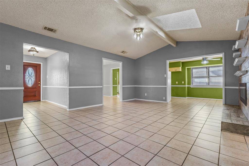 Duncanville, TX 75116,607 Willowbrook Circle