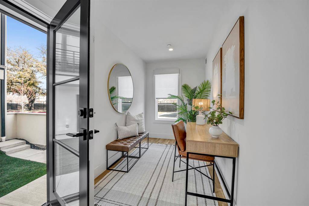 Dallas, TX 75206,7207 Gaston Avenue #1006