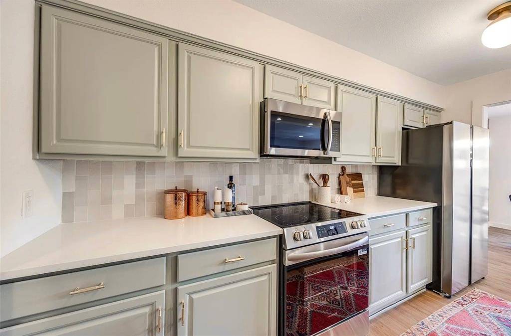 Dallas, TX 75206,6036 Birchbrook Drive #131