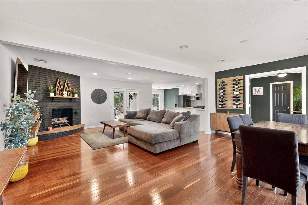 Dallas, TX 75224,766 S Manus Drive