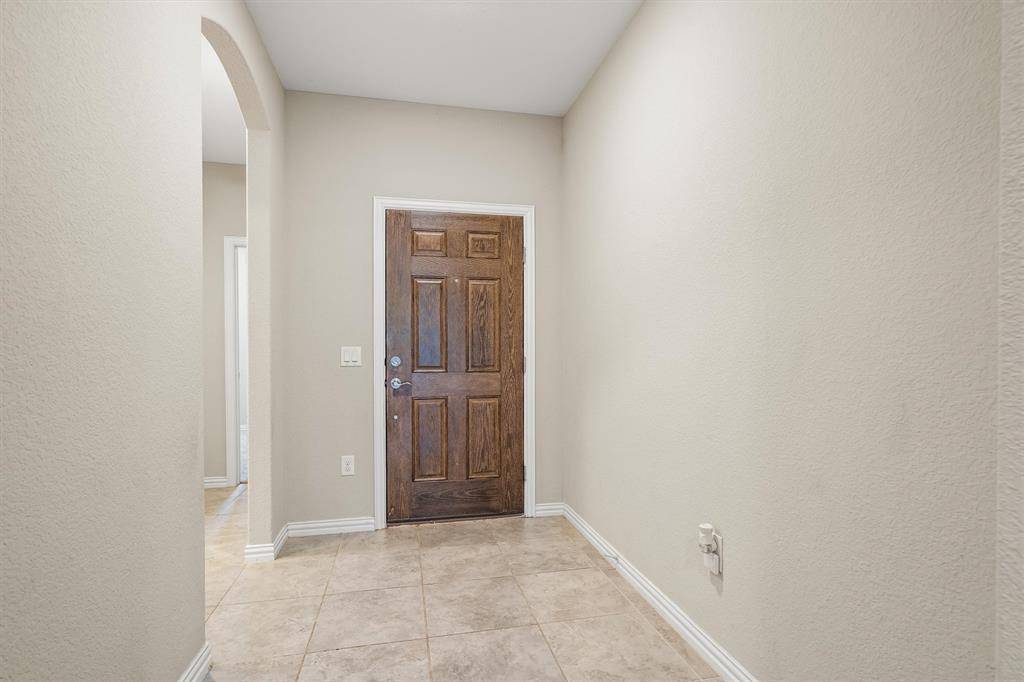 Denton, TX 76226,6620 Roaring Creek