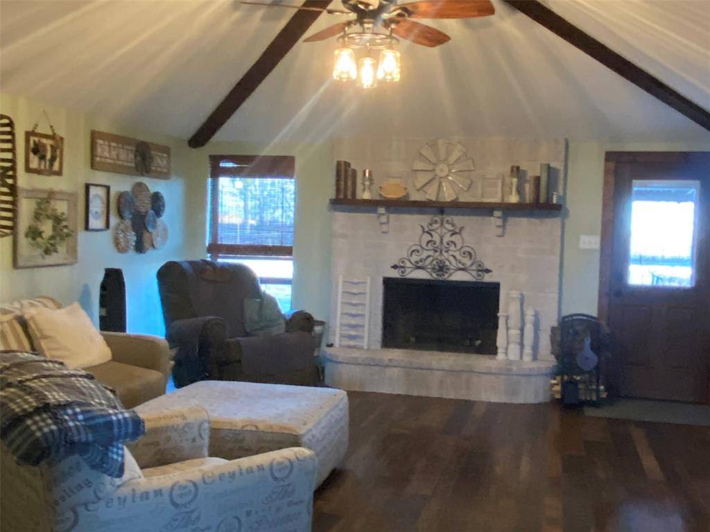 Palmer, TX 75152,407 Green Acres Drive