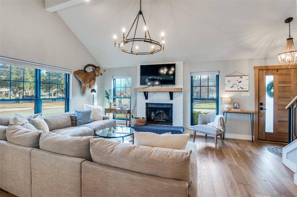 Carrollton, TX 75010,2037 Espinosa Drive