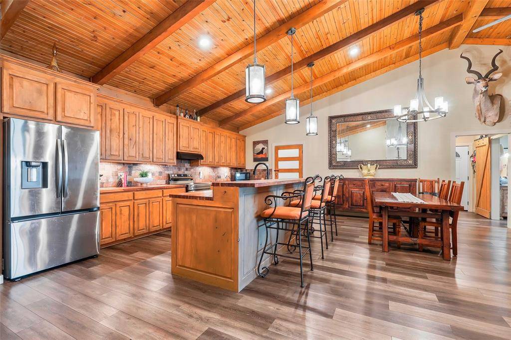 Granbury, TX 76049,5601 Little Road