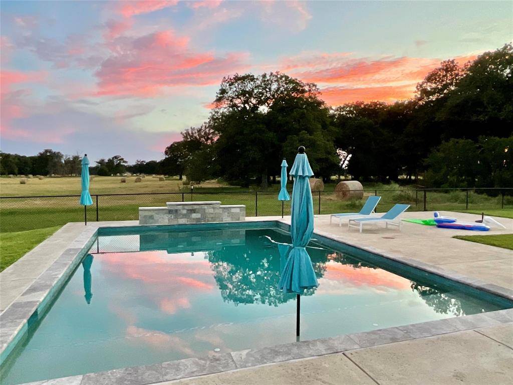 Kemp, TX 75143,800 N Seven Points Drive