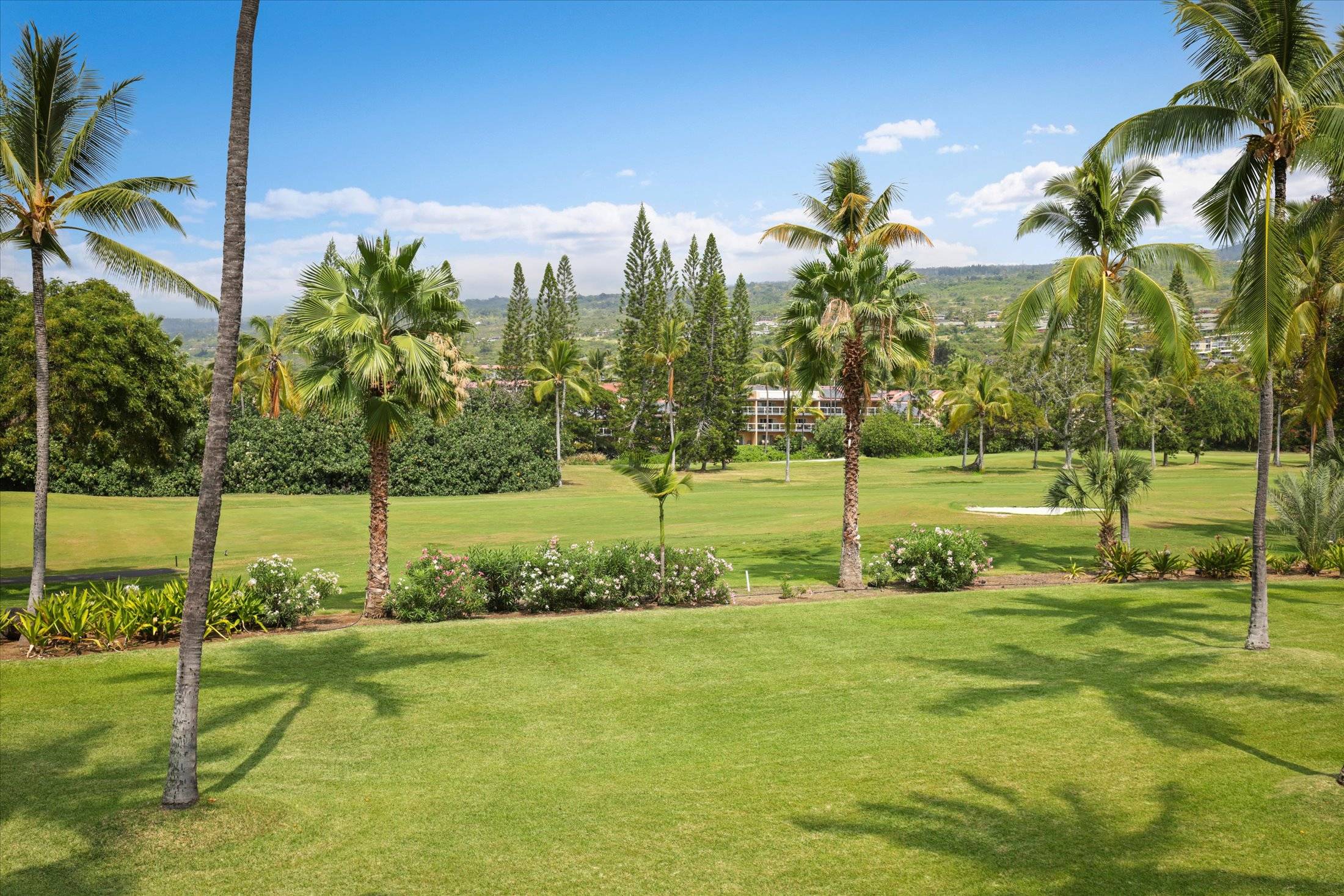 Kailua-kona, HI 96740,78-261 MANUKAI ST #1303