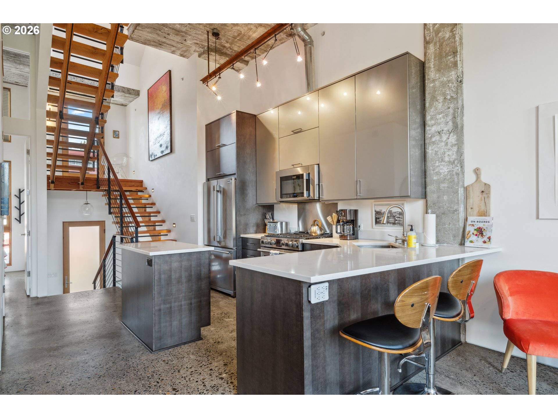 Hood River, OR 97031,306 COLUMBIA ST