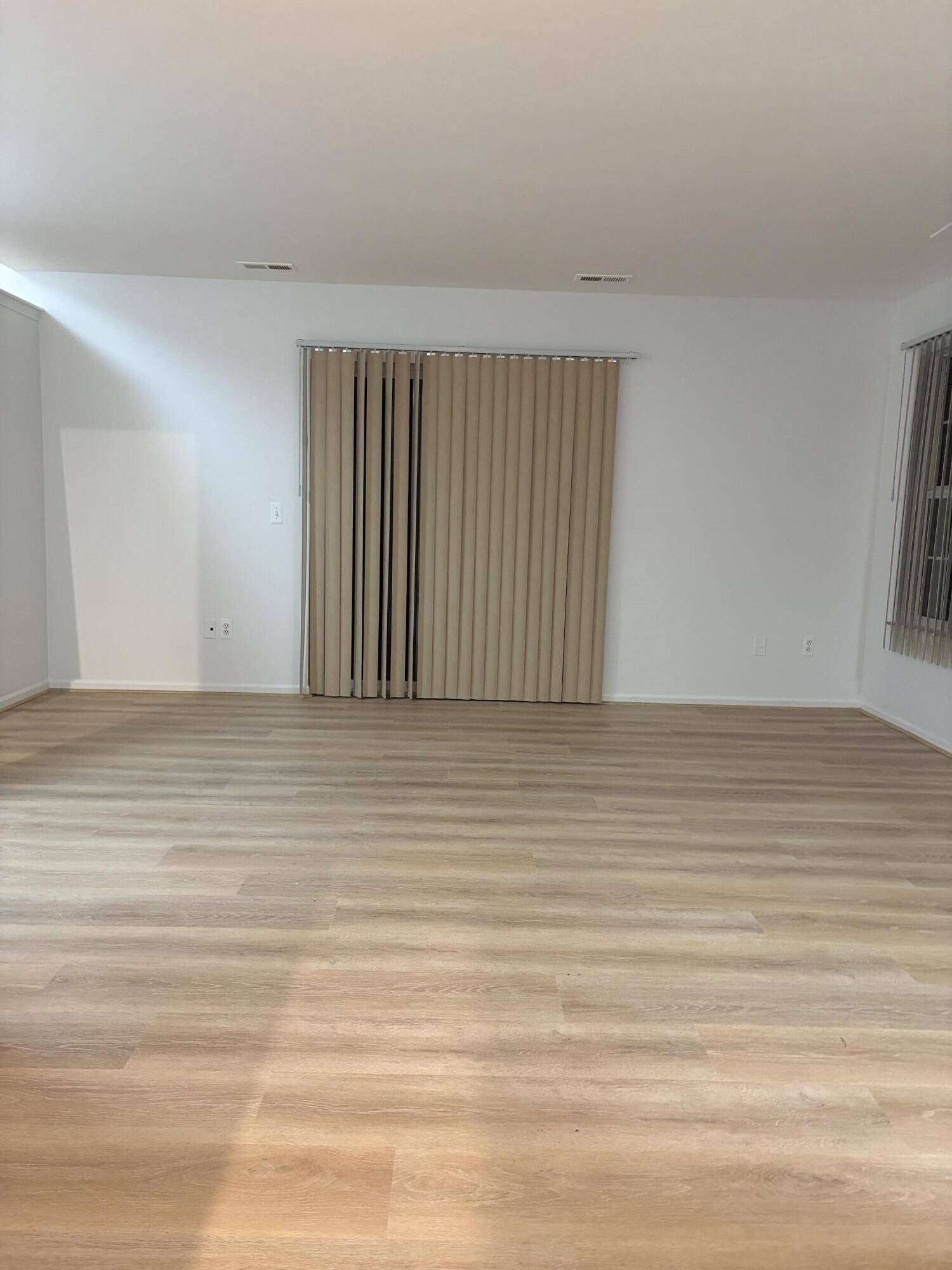 Melvindale, MI 48122,3245 Reeves DR